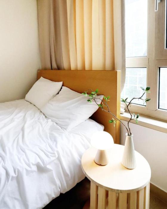 Modern 2 Bedroom 2 Bed 1-Bathroom Apartment for Rent in Gangnam Seou