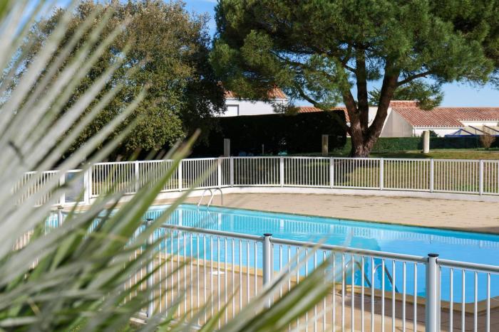 Appartement avec piscine commune - quartier Pironnière - 4 personnes