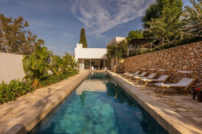 A masseria in the center of town with pool