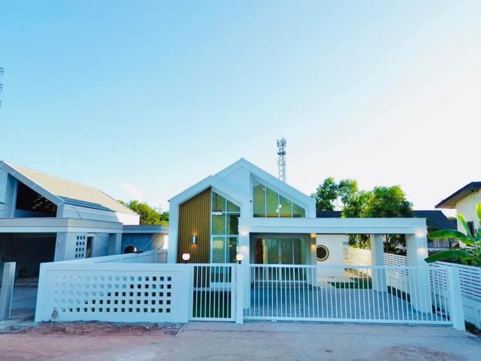 บ้านบารมี เรียบหรูอยู่สบาย