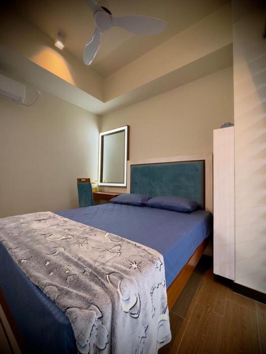 Shalom 808 Monarch Regency