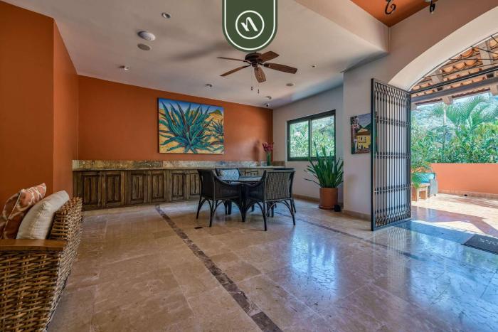 Tasteful Condo Near Romantic Zone - Pool