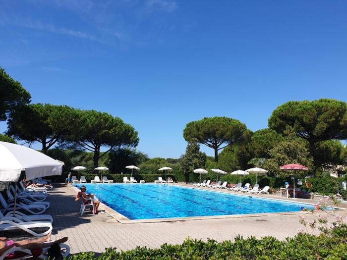 Apartment 4 beds with common swimming pool in Marina di Bibbona just 350 mt from the sea