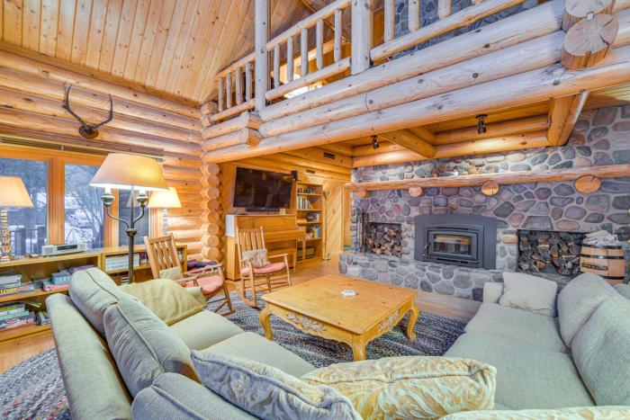 Lakefront Cabin with Sauna and Dock in Webster!