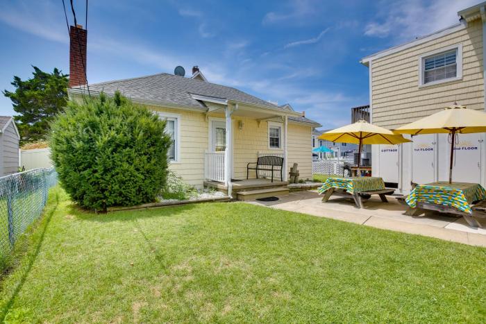 Walk to Beach & Boardwalk: Jersey Shore Cottage!