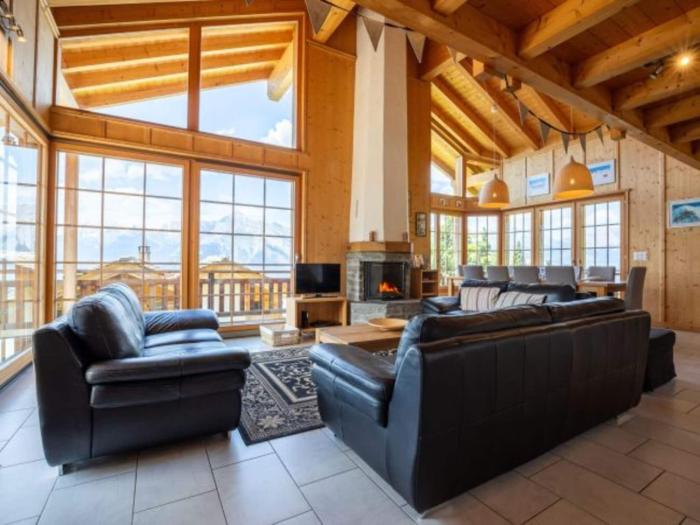 Chalet in Veysonnaz with swimming pool