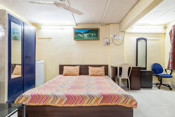 Semi furnished Studio in Thane near Tikujiniwadi