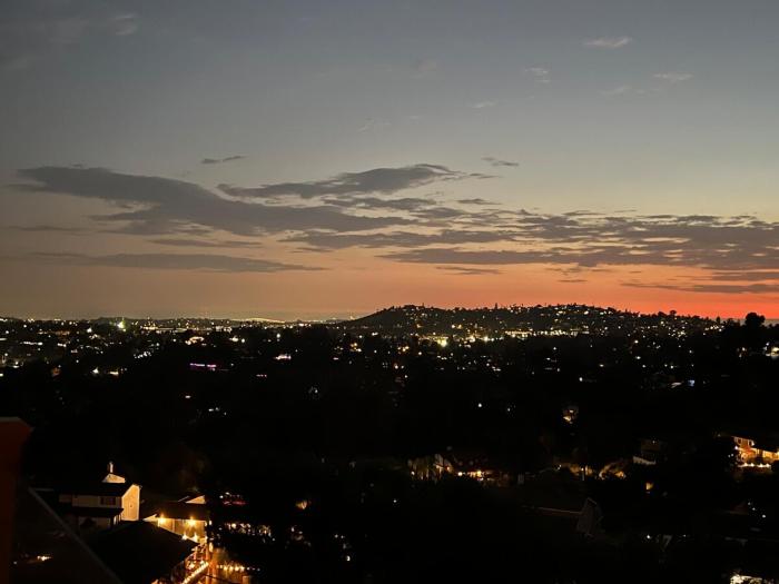 Serenity - Amazing Views & Modern Charm