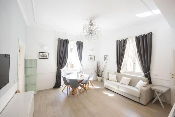 Borgo Pio Beautiful 2BR, 2BA Family Apartment