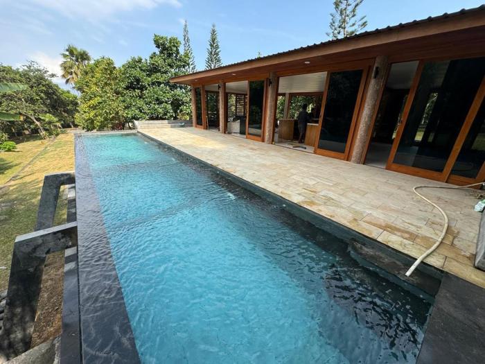 Pool Villa - Villa Grogol Estate