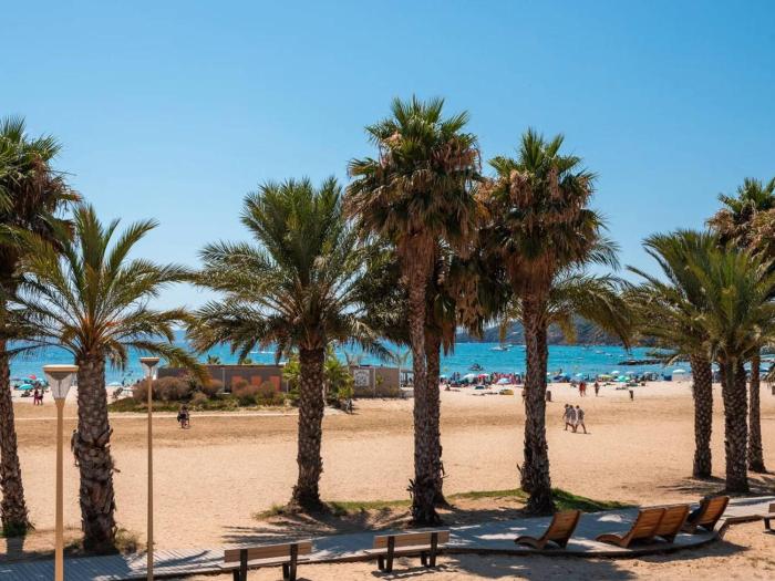 Appartement Climatisé avec Garage - Plage à Pieds - FR-1-816-20