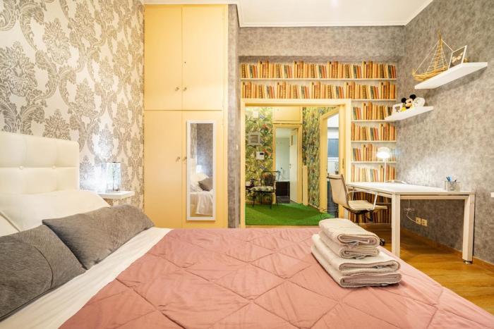 Easily accessible secure Ground floor with breakfast items