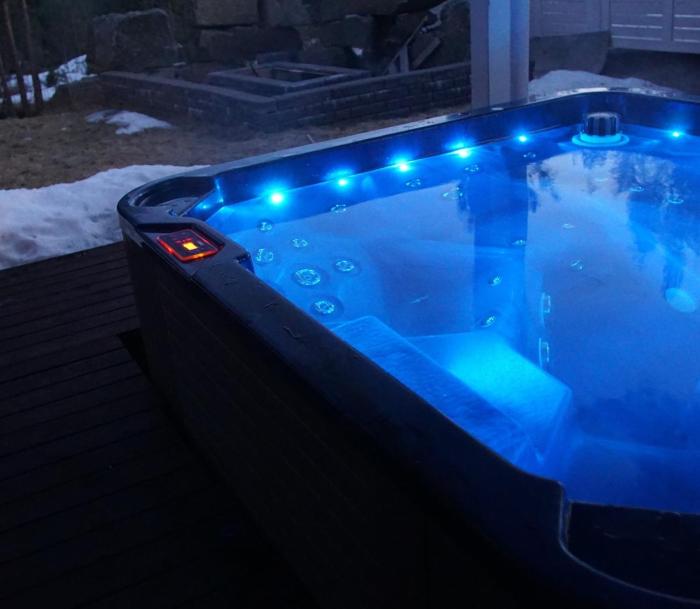 Apartment with Jacuzzi & aircondition