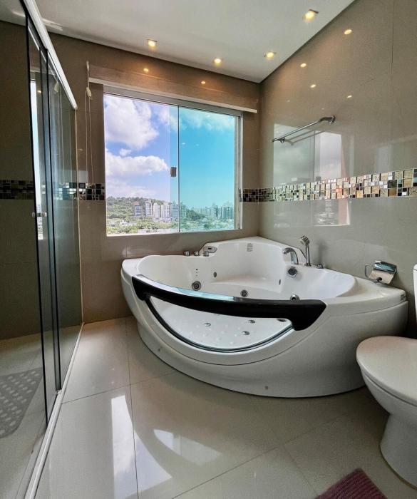 Casa com Vista Panorâmica - PRAIA BRAVA