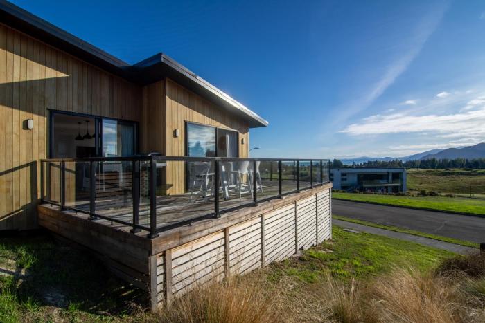 Contemporary Home with Ocean and Mountain Views