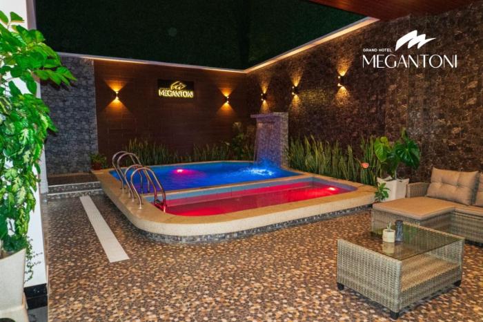 Grand Hotel Megantoni