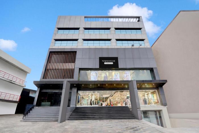 Super Townhouse Daba Garden Road