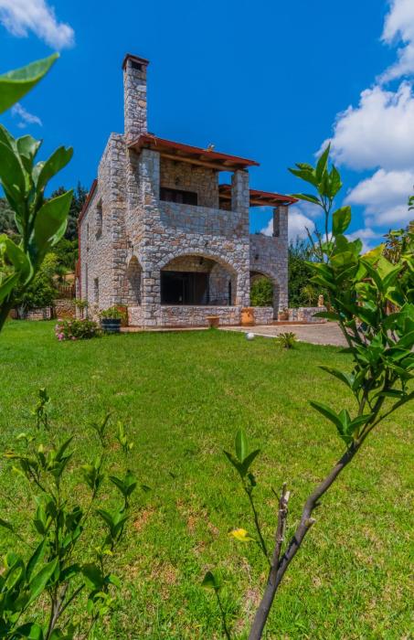 Villa Kamaraki