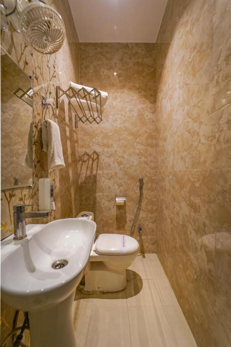 Shiv Rudraksh Resort, Near Assi Ghat