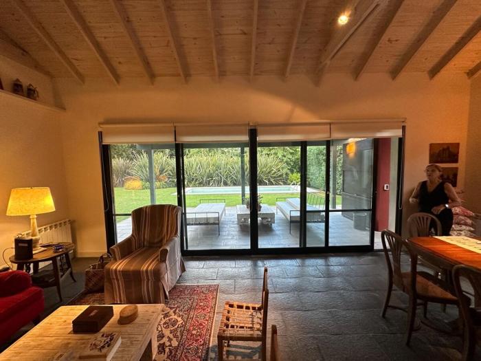 Casa con pileta en Barrio Privado Rumenco