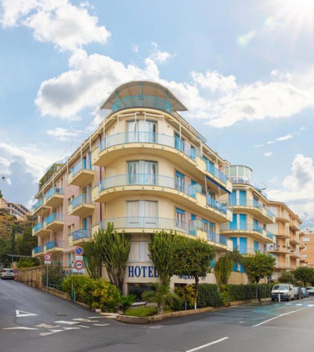 LVG Hotel Collection - Majestic