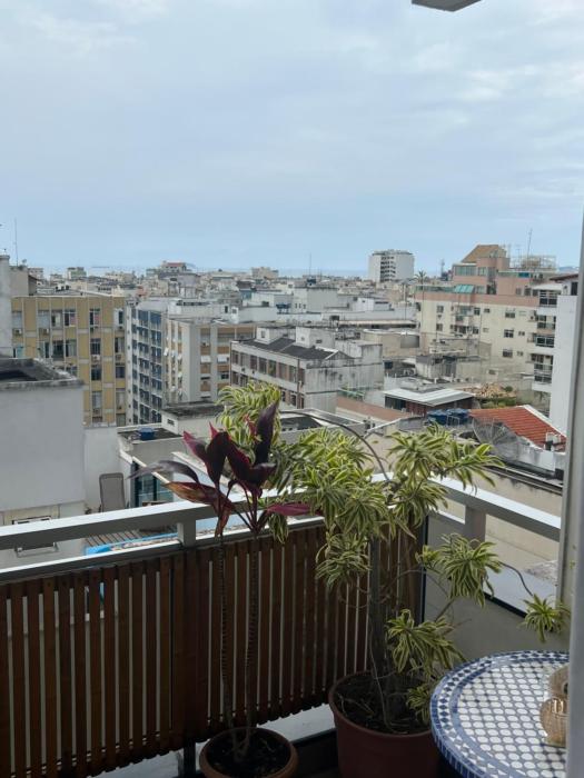 Carnaval com tranquilidade e natureza no meio de Copacabana