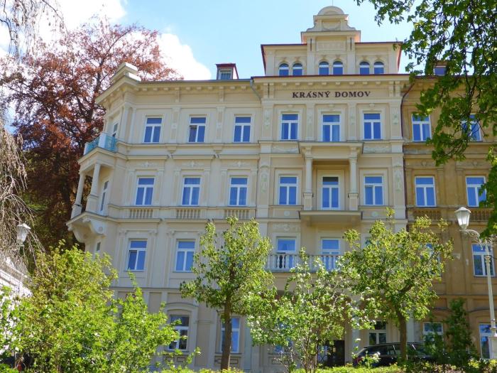 Family-friendly Drevokocur Apartment in ML Center