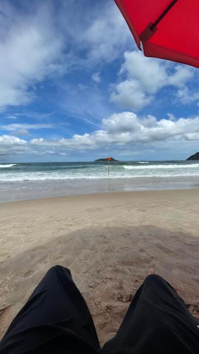 Praia do Tombo - Aconchego no Guarujá