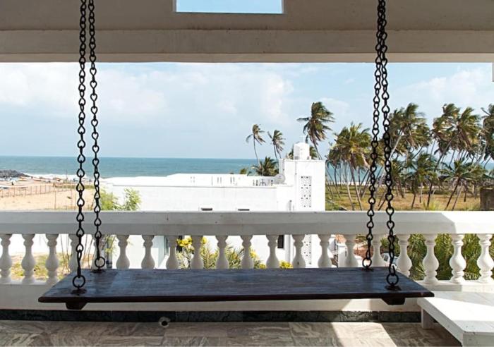 Penthouse with Amazing Sea view & AC - Pondicherry