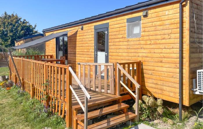 Awesome Home In Miedzyzdroje With Sauna