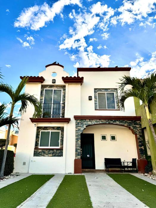 OLIVOS 33 Casa 3 habitaciones 3 piscinas