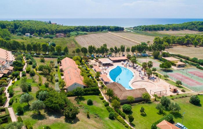 Cozy Apartment In Isola Capo Rizzuto