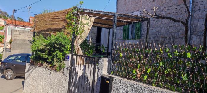 Apartments by the sea Sibenik - 23783