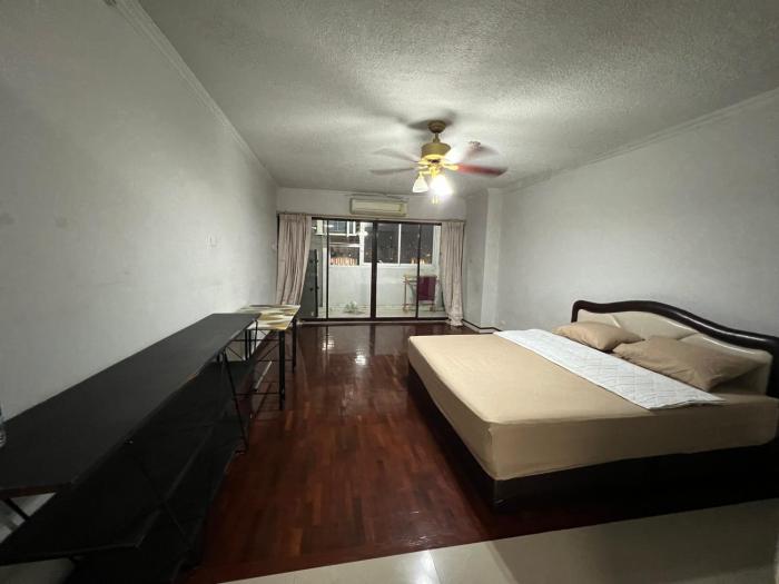 Srivara condo Rachada