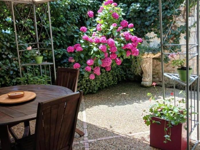 Maison de charme à Brantôme, animaux admis, parking inclus - FR-1-616-461
