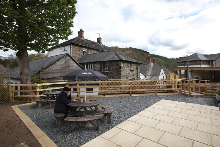 OYO Glyn Valley Hotel