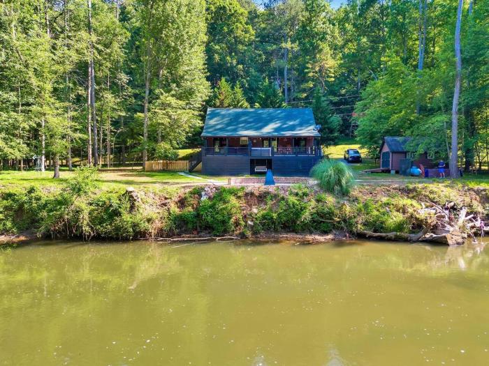 Newport River Retreat