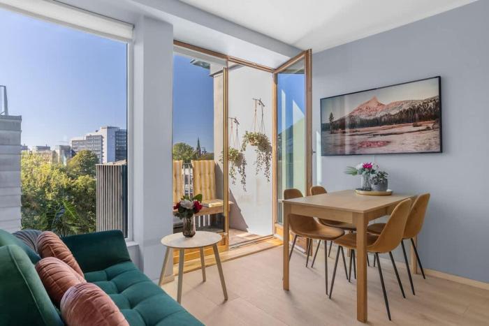 DINBNB Apartments l Family Friendly l 1000m from Central Station l NEW l Free Parking