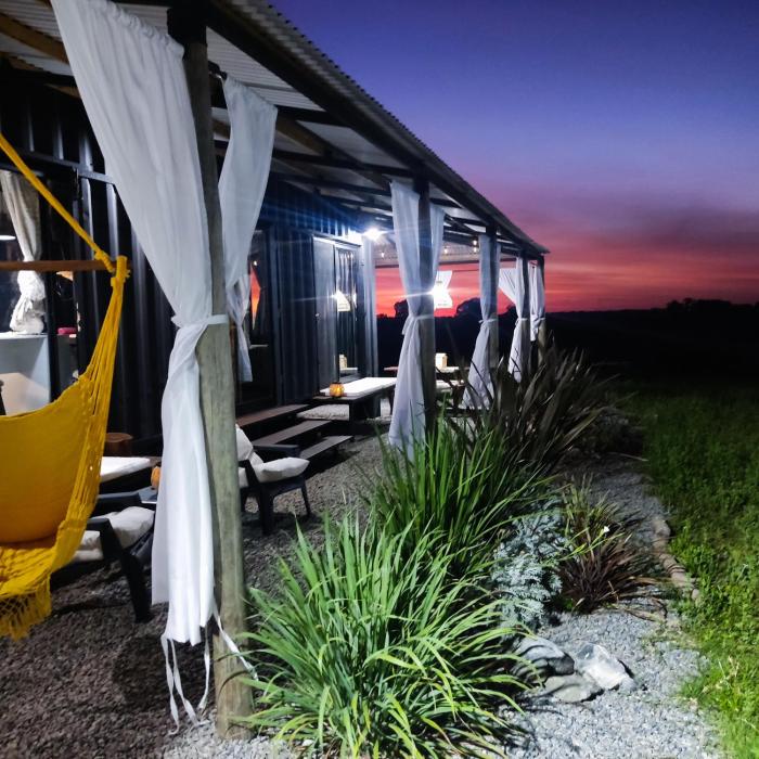 Entre Palmeras y Lavandas Casas de diseño, tu refugio de campo Fogón Pileta a leña Colonia