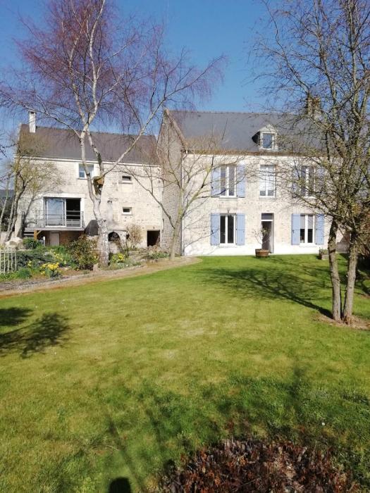 Charming House Between Land & Sea