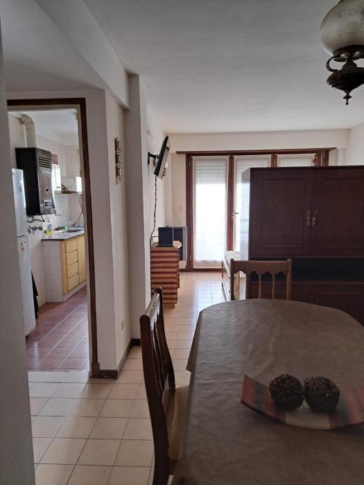 Departamento con cochera incluída