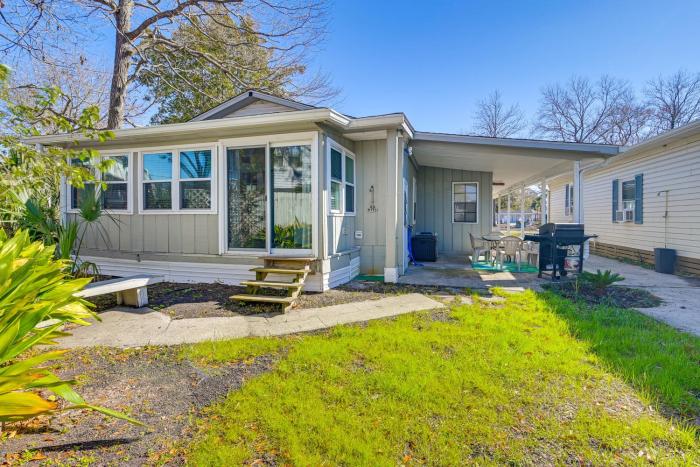 Walk to Ocean Lovely Myrtle Beach Getaway!