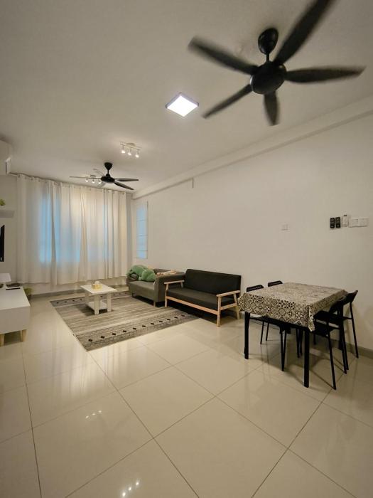 Guppy Homestay Apartment Near KTCC & Drawbridge 1 bedroom airconditioned