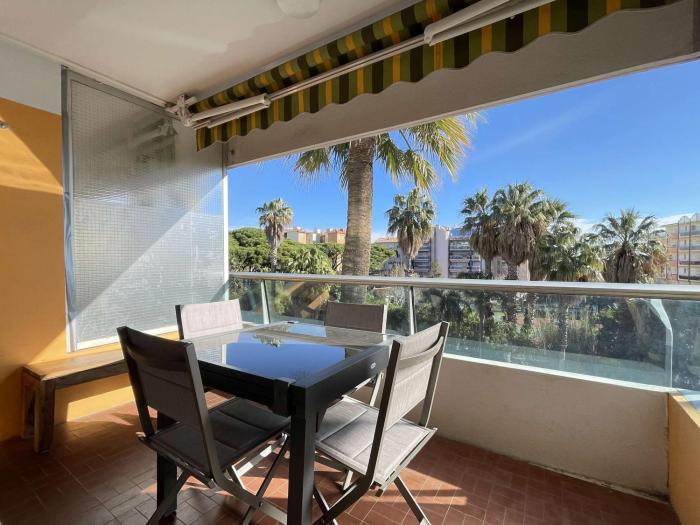 Appartement T2 - Centre-Ville Lavandou - Parking - Climatisation - FR-1-308-203