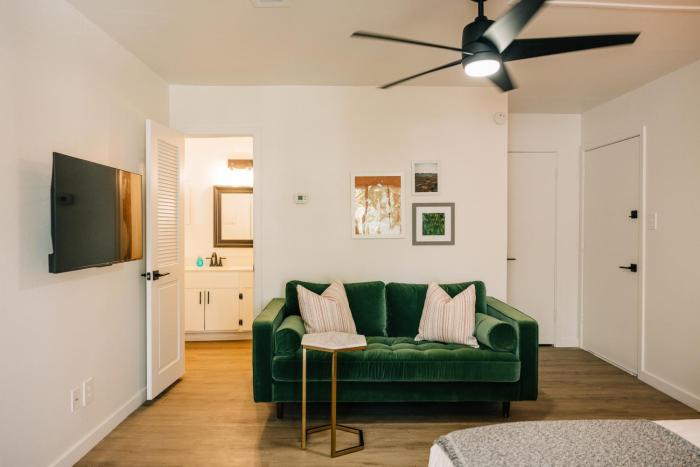 Walk Everywhere Balconycoronadogempool