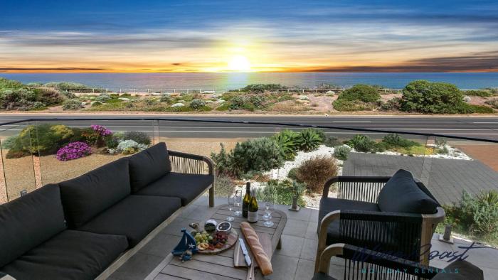 HaltandHide by Wine Coast Holiday Rentals