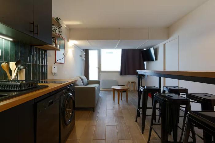 Manon, 2 ch, parking, Tram Croix dargent au pied, Sleep-in-Montpellier