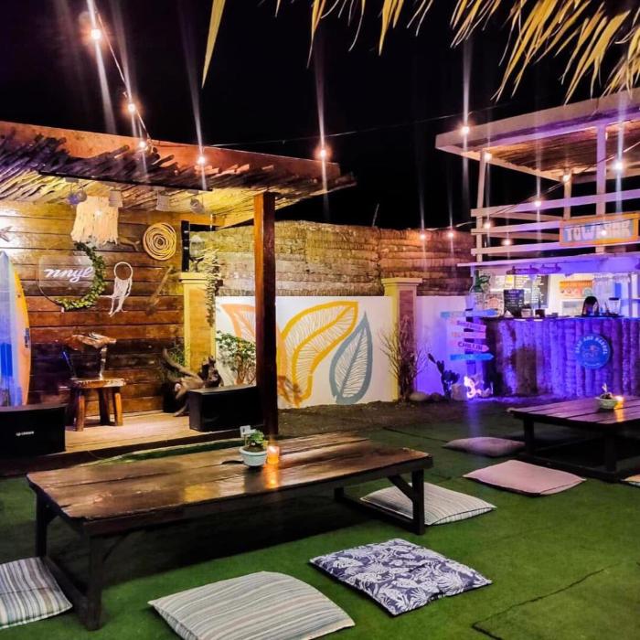 Nnyl Baler Surf & Stay