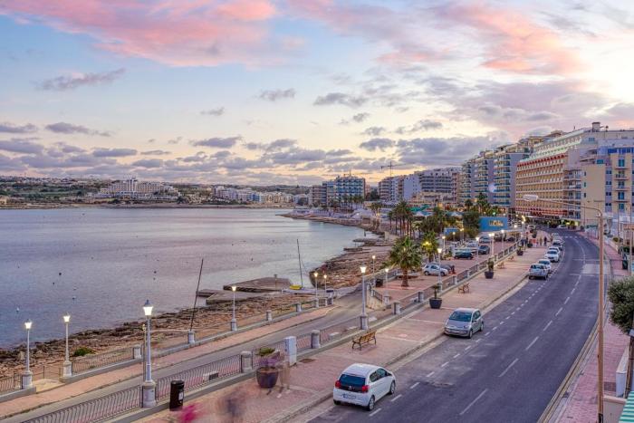 Qawra Seafront with large front terrace