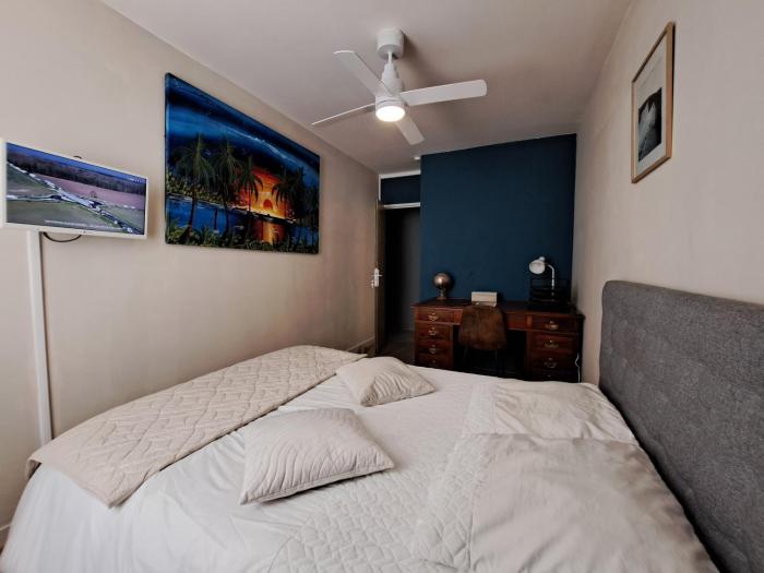 Chambre spacieuse nimes quartier populaire